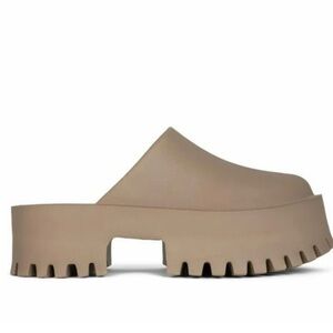 Jeffrey Campbell Clog in Nude